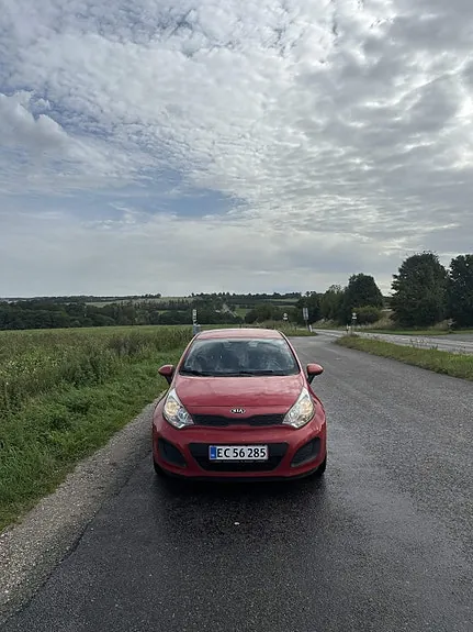 Kia Rio 2012 photo 3