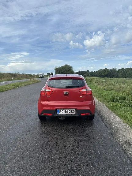 Kia Rio 2012 photo 4