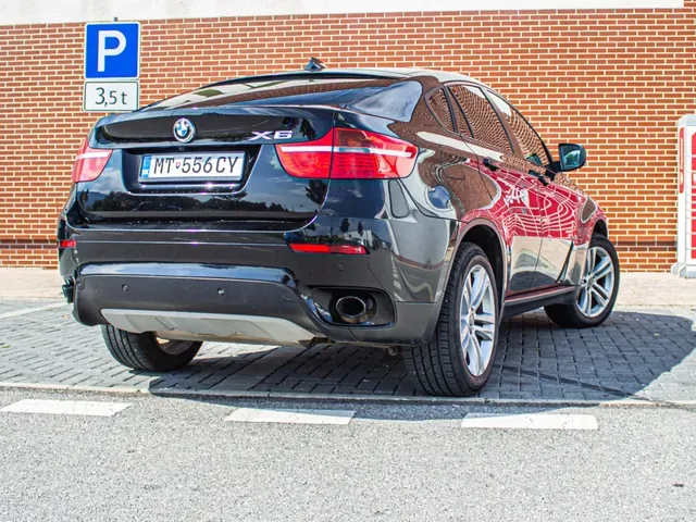 BMW X6 2011 photo 2