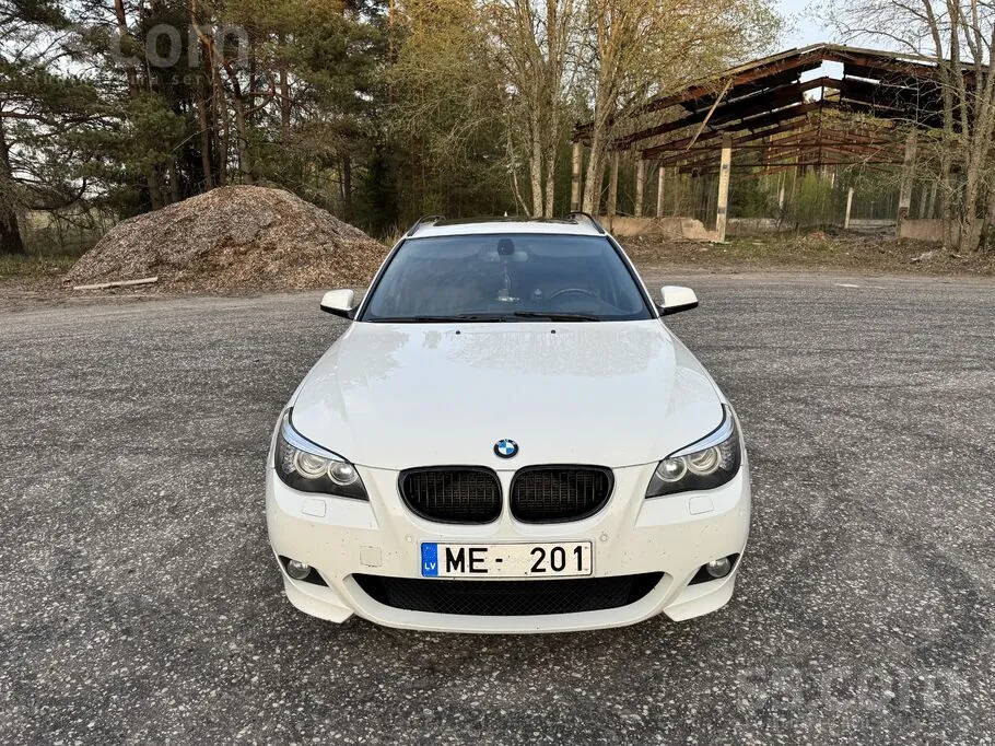 BMW 525