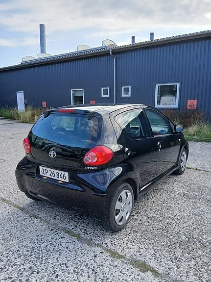 Toyota Aygo 2008 photo 2