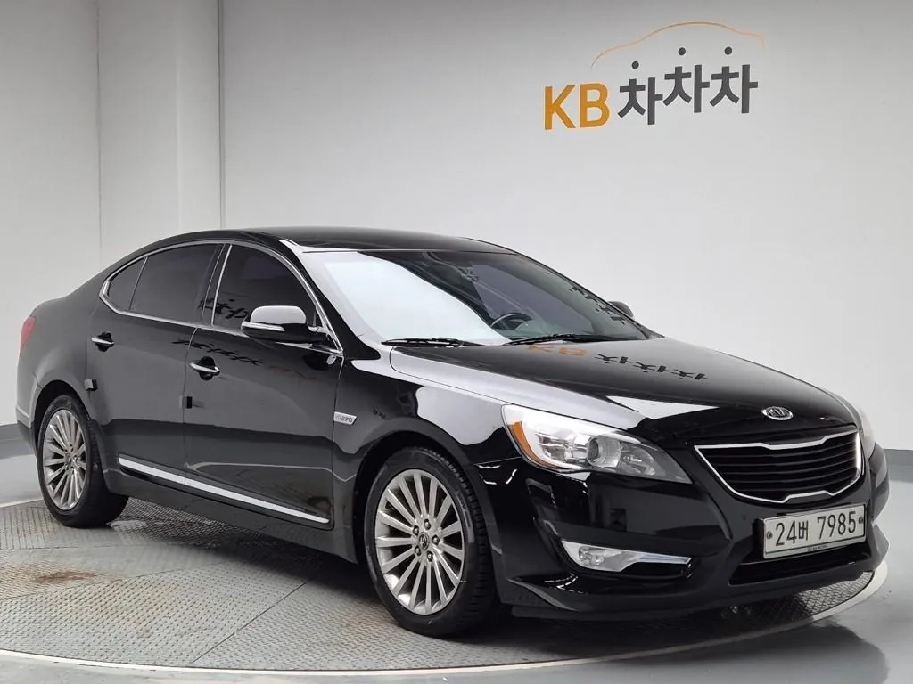 Kia K7 2011 photo 4