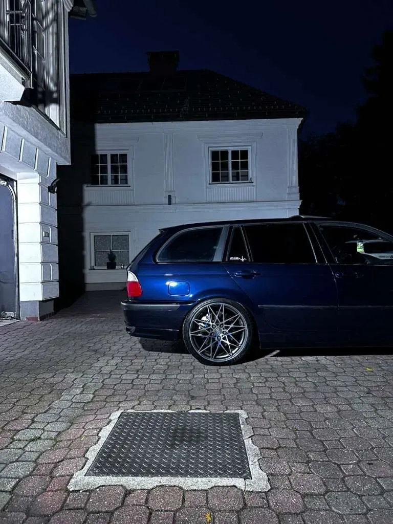BMW 3 Series 2001 photo 3