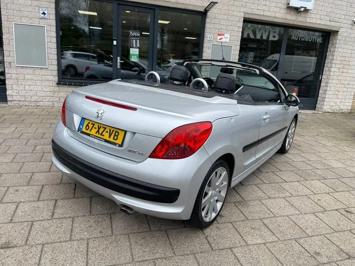 Peugeot 207 Cc 2007 photo 3