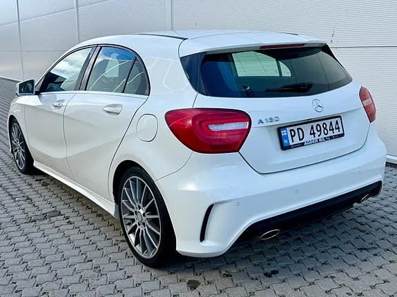 Mercedes-Benz A180 2014 photo 3