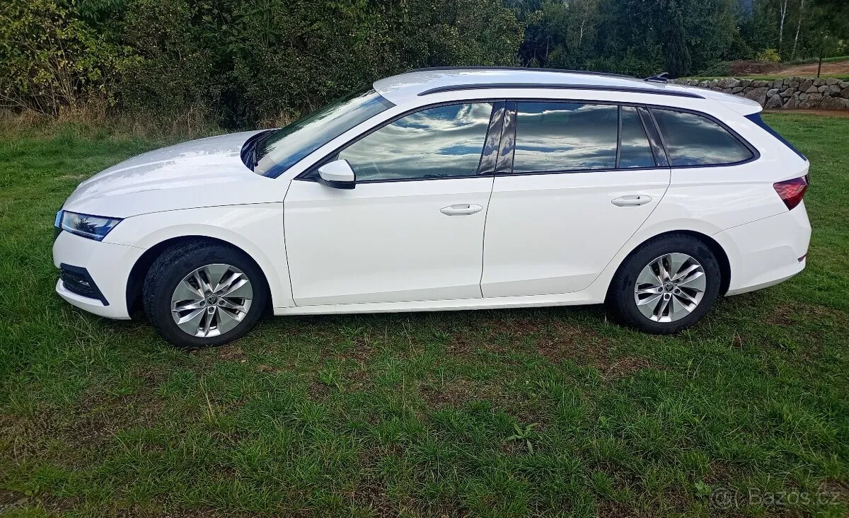 Skoda Octavia 2021 photo 2
