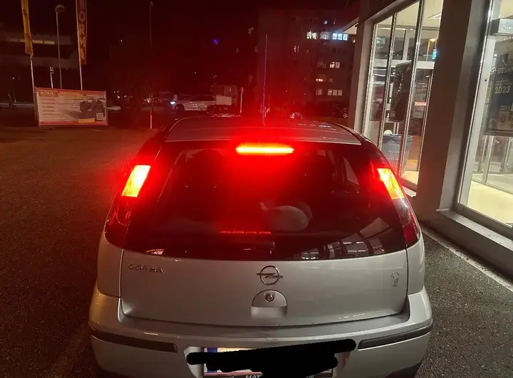 Opel Corsa 2004 photo 3