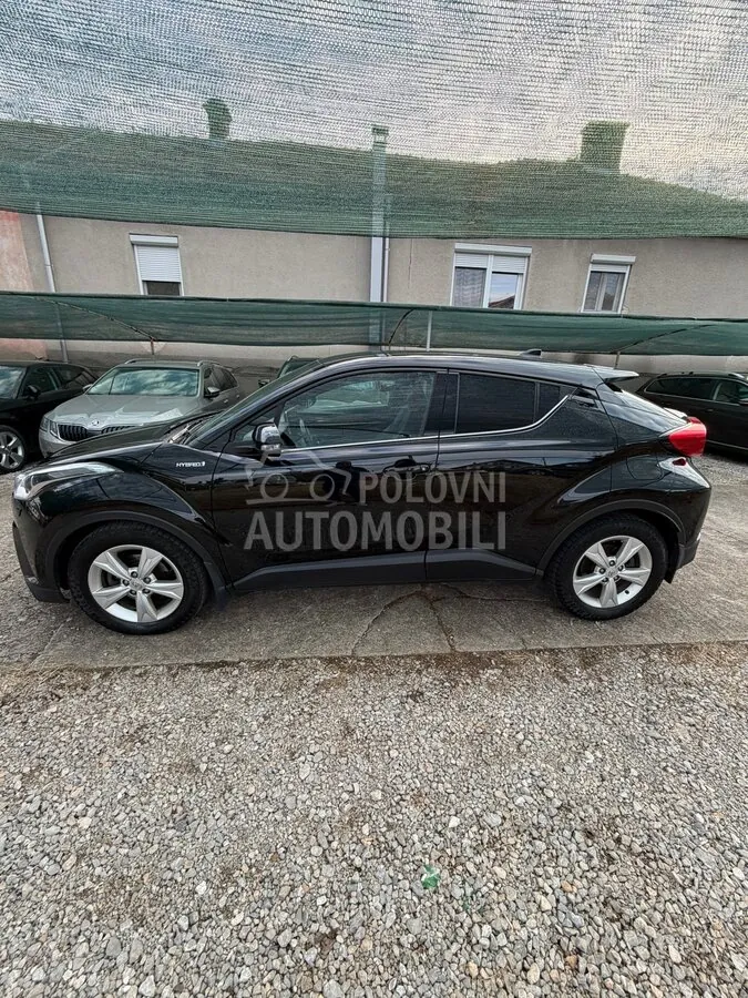 Toyota C-Hr 2017 photo 4