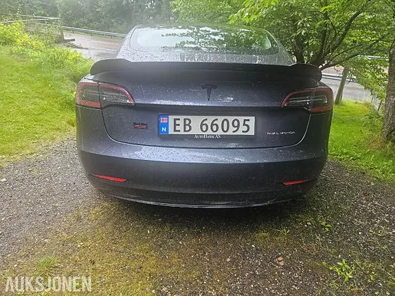 Tesla Model 3 2020 photo 5