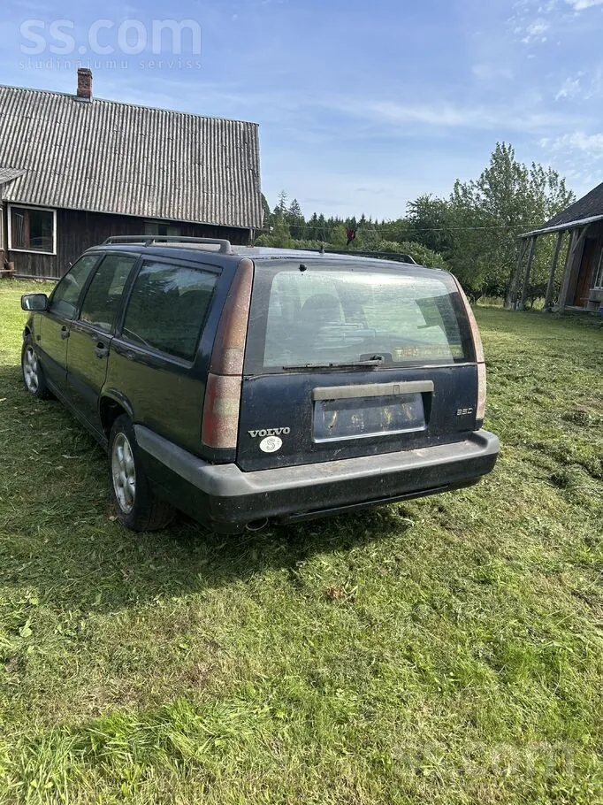 Volvo 850 1995 photo 4
