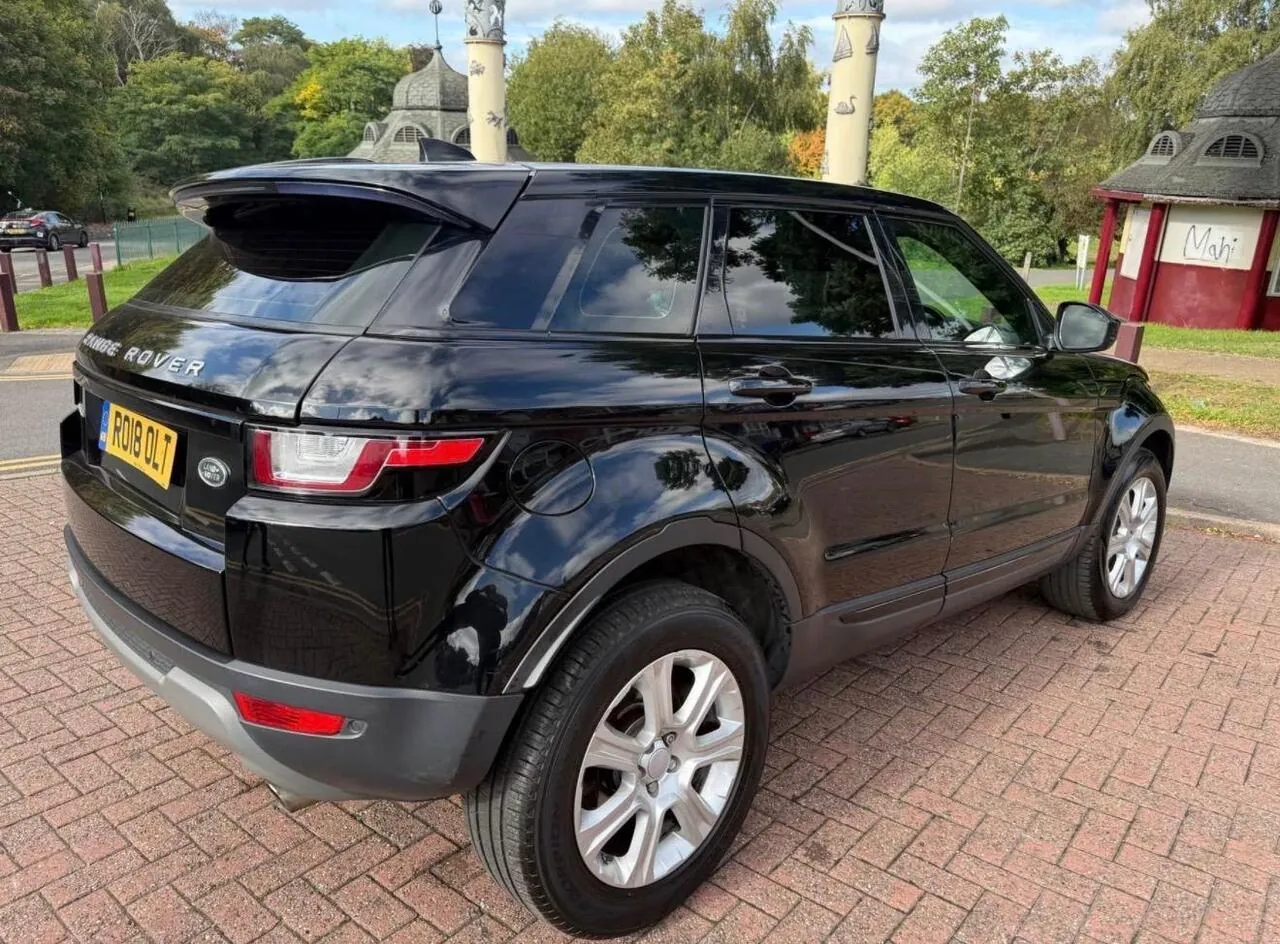 Land Rover Range Rover Evoque 2018 photo 4