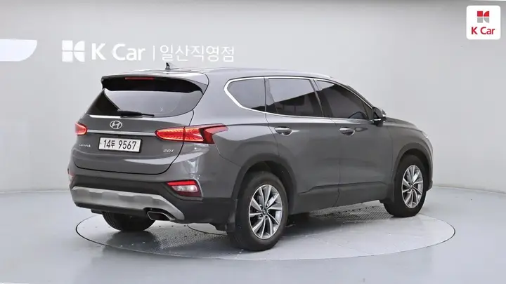 Hyundai Santa Fe 2019 photo 3