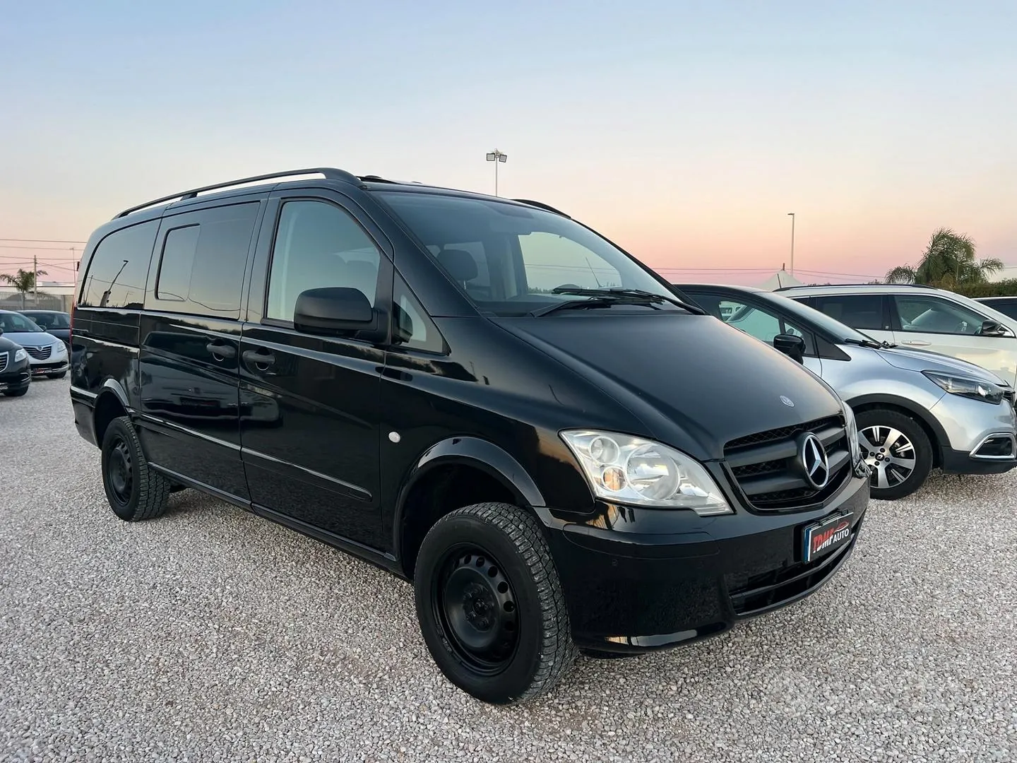 Mercedes-Benz Vito 2012 photo 2