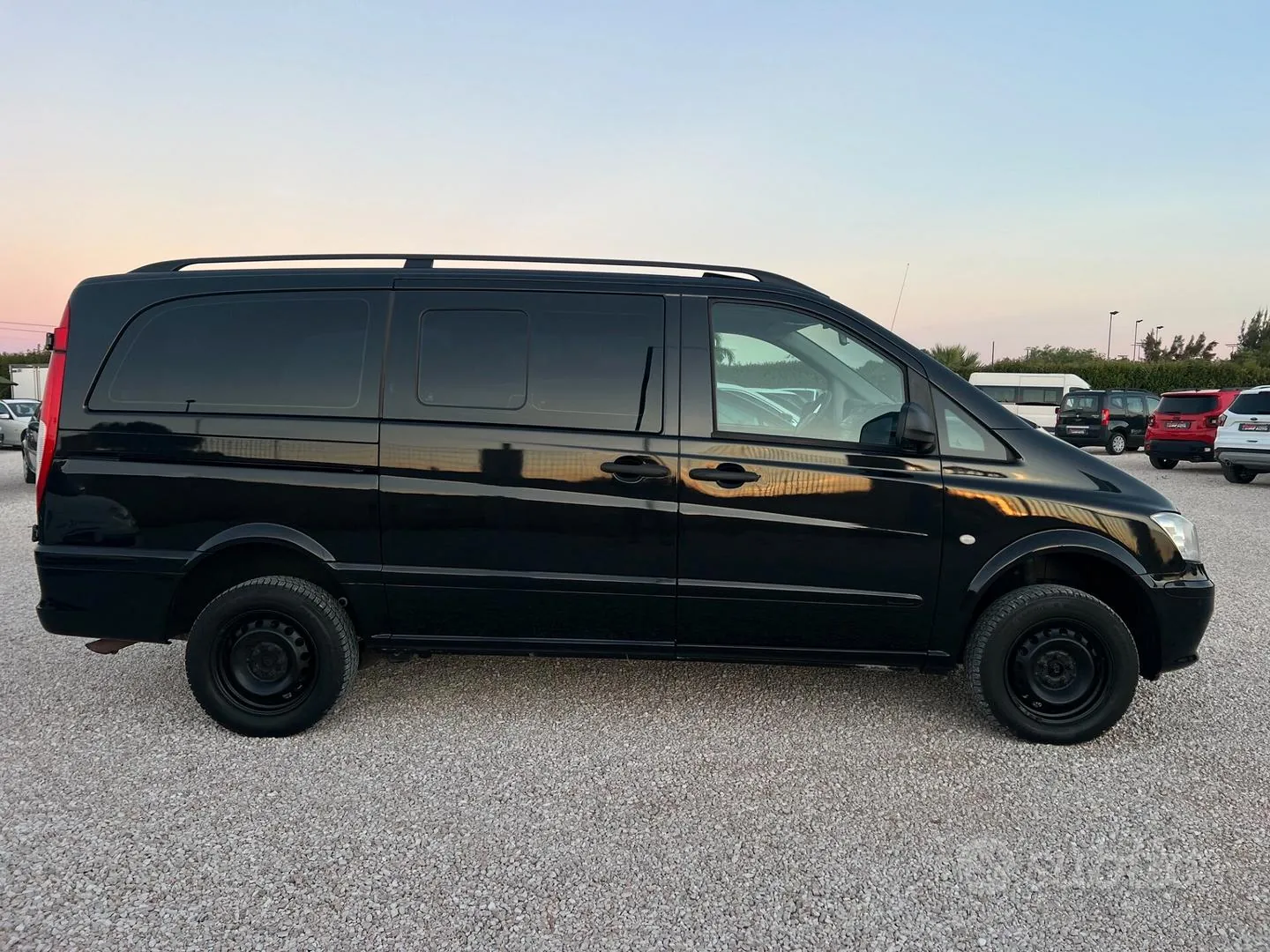 Mercedes-Benz Vito 2012 photo 4