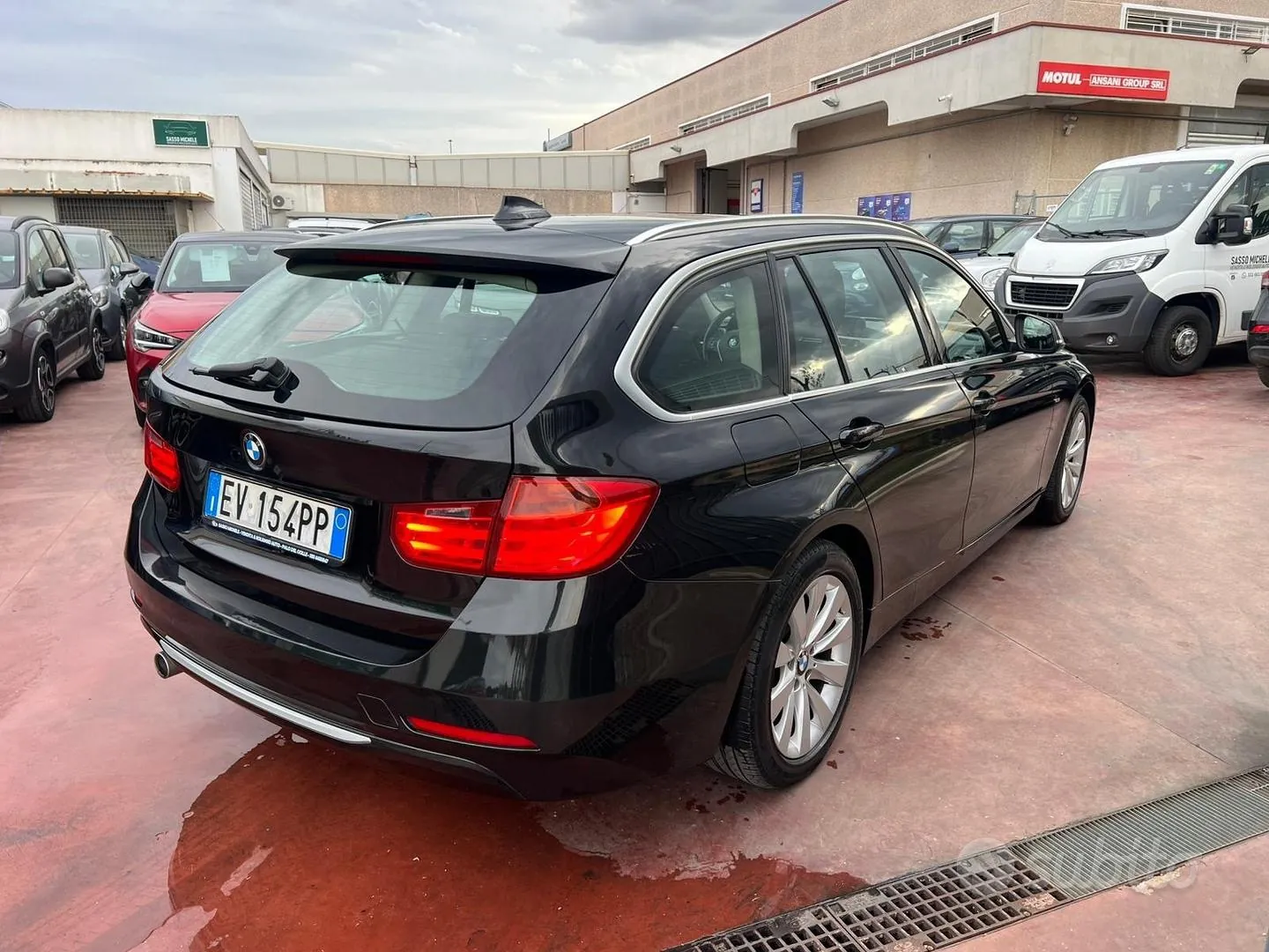 BMW 318D 2014 photo 4