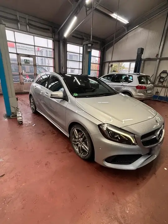 Mercedes-Benz A220