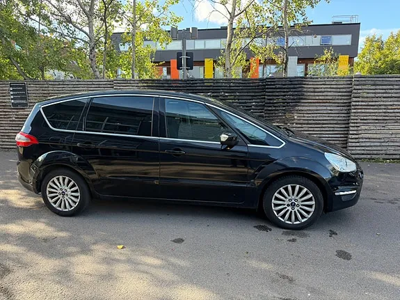 Ford S-Max 2011 photo 2