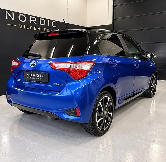 Toyota Yaris 2018 photo 2