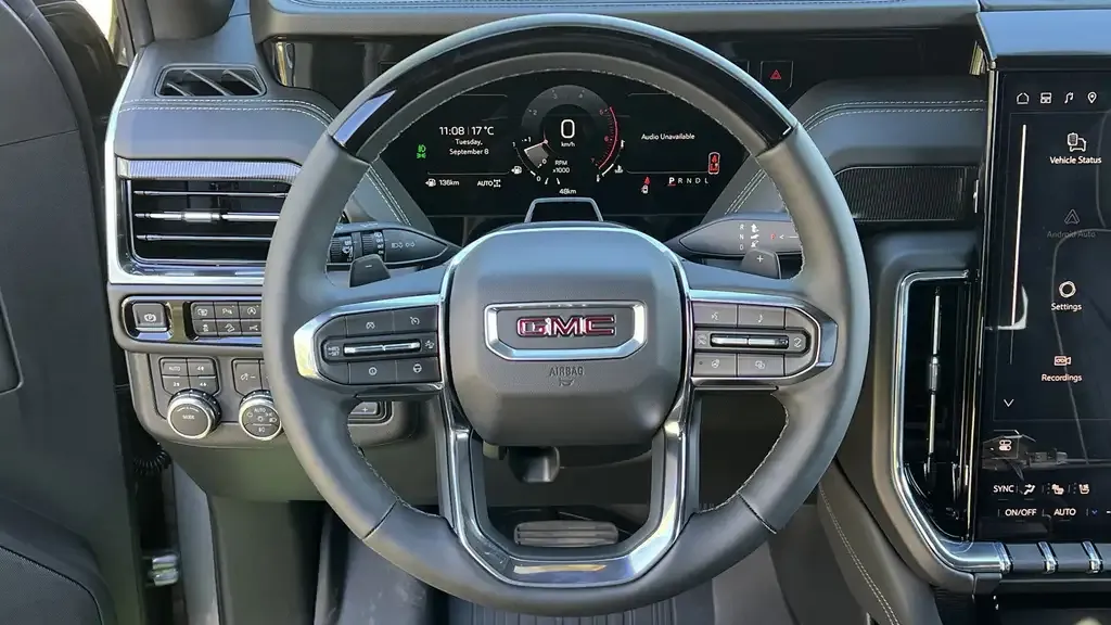 GMC Yukon 2026 photo 3