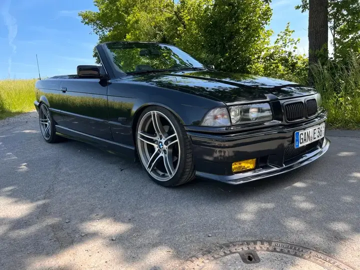 BMW 320I Cabrio