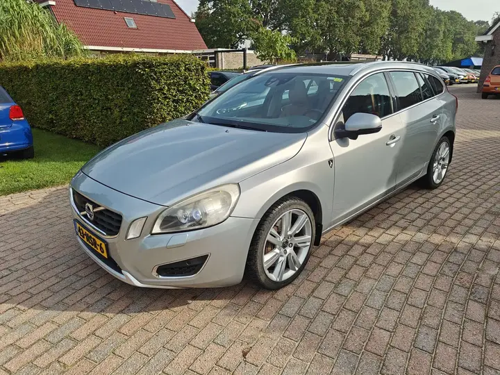 Volvo V60