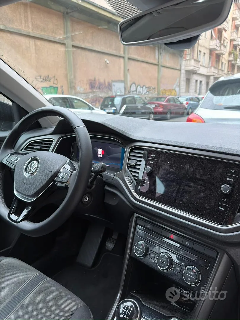 Volkswagen T-Roc 2019 photo 3