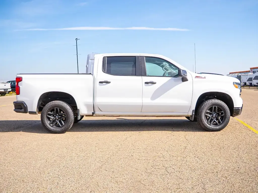 Chevrolet Silverado 1500 2023 photo 4