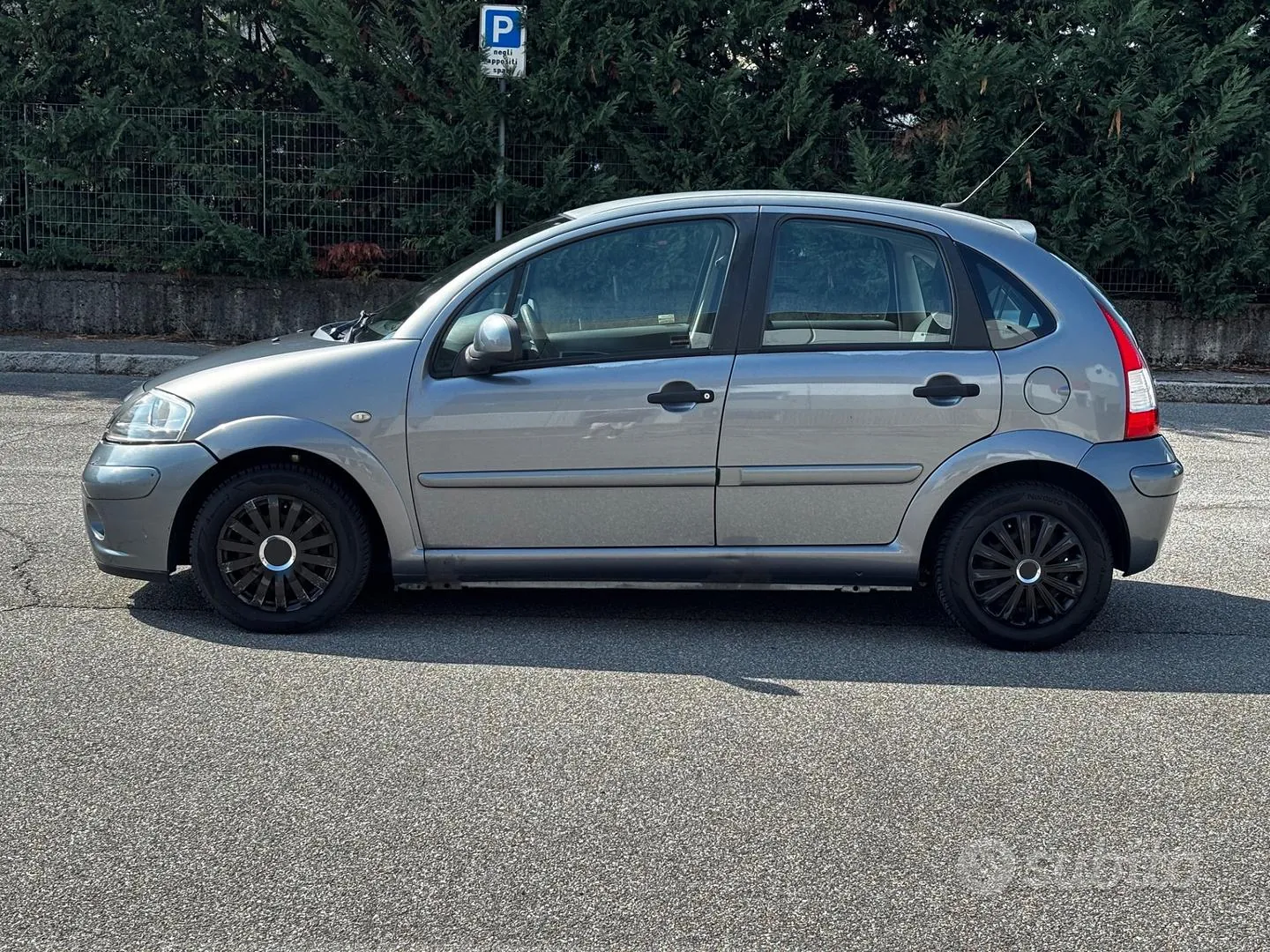 Citroen C3 2010 photo 4