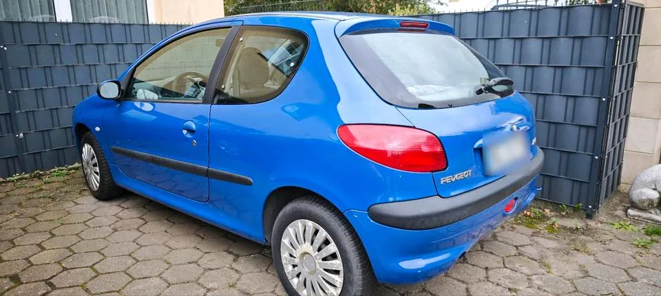 Peugeot 206