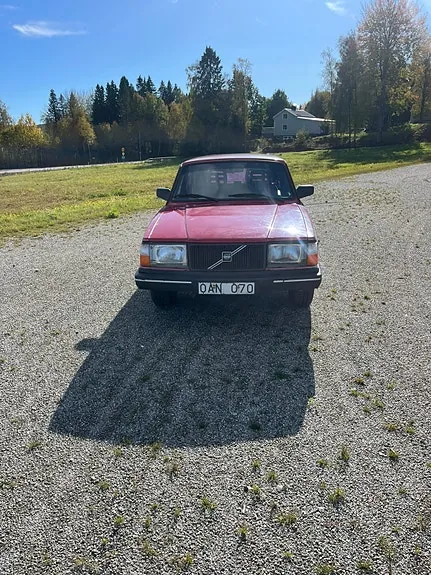 Volvo 240 1989 photo 4