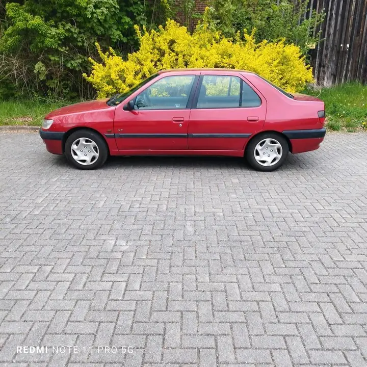Peugeot 306