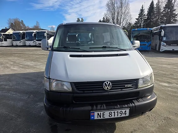 Volkswagen Caravelle 1999 photo 3