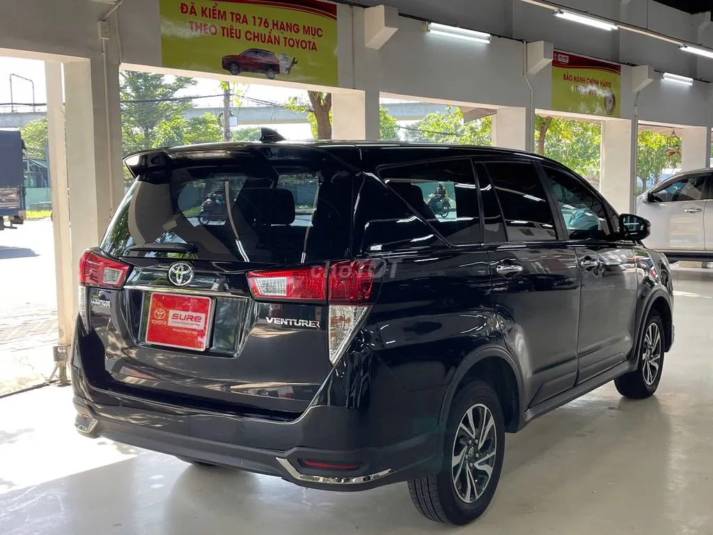 Toyota Innova 2020 photo 3