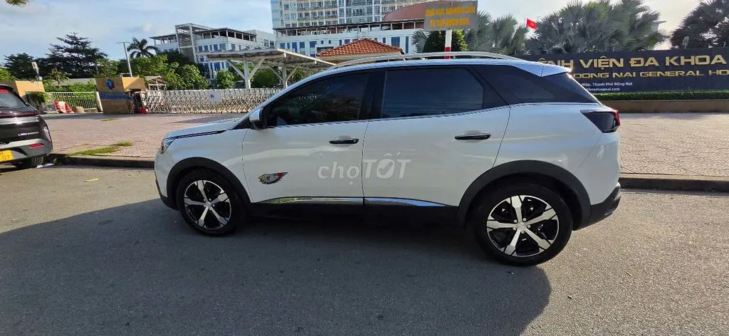 Peugeot 3008 2018 photo 3