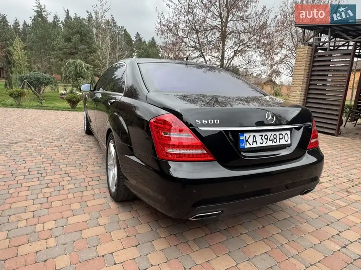 Mercedes-Benz S-Class 2009 photo 3