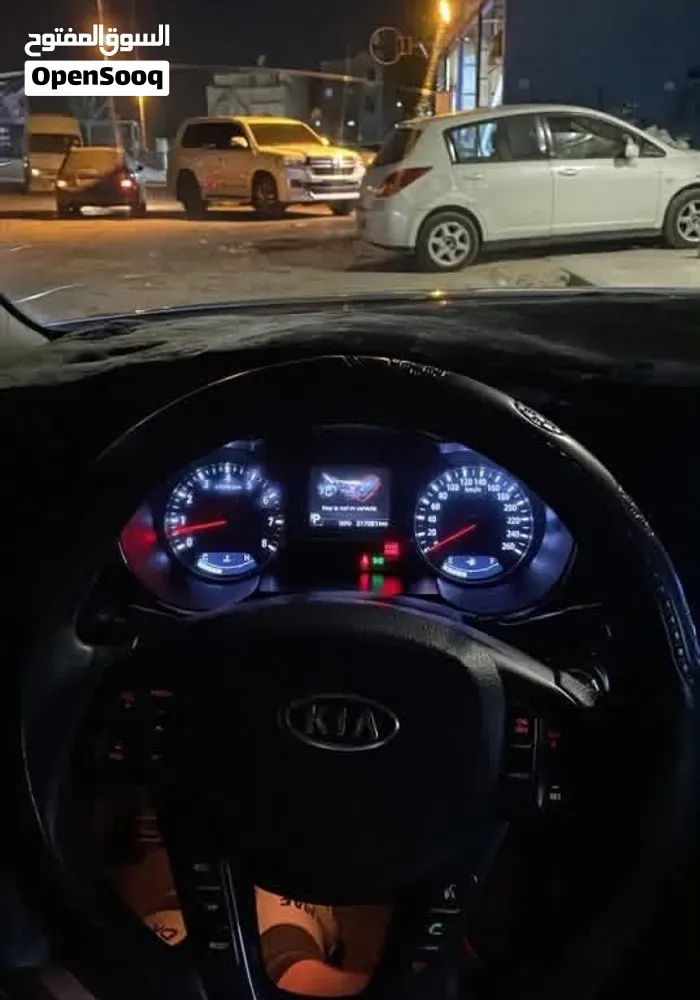 Kia K5 2012 photo 3