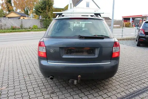 Audi A4 2001 photo 5