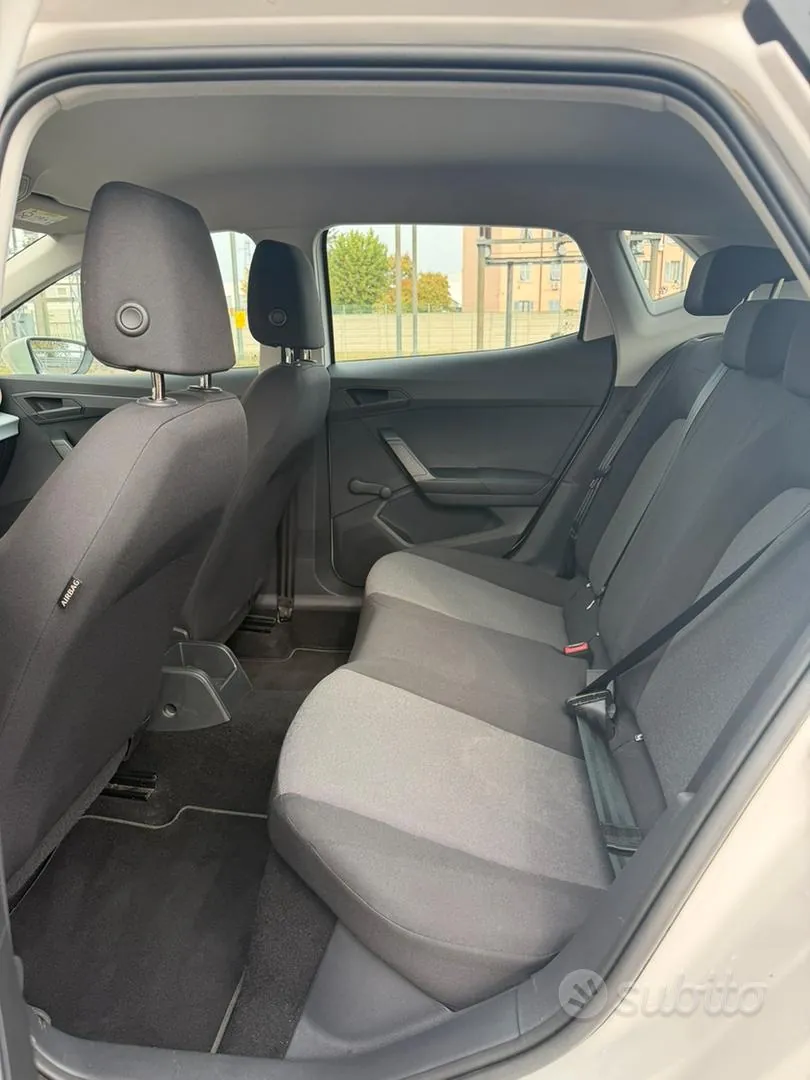 Seat Ibiza 2022 photo 4