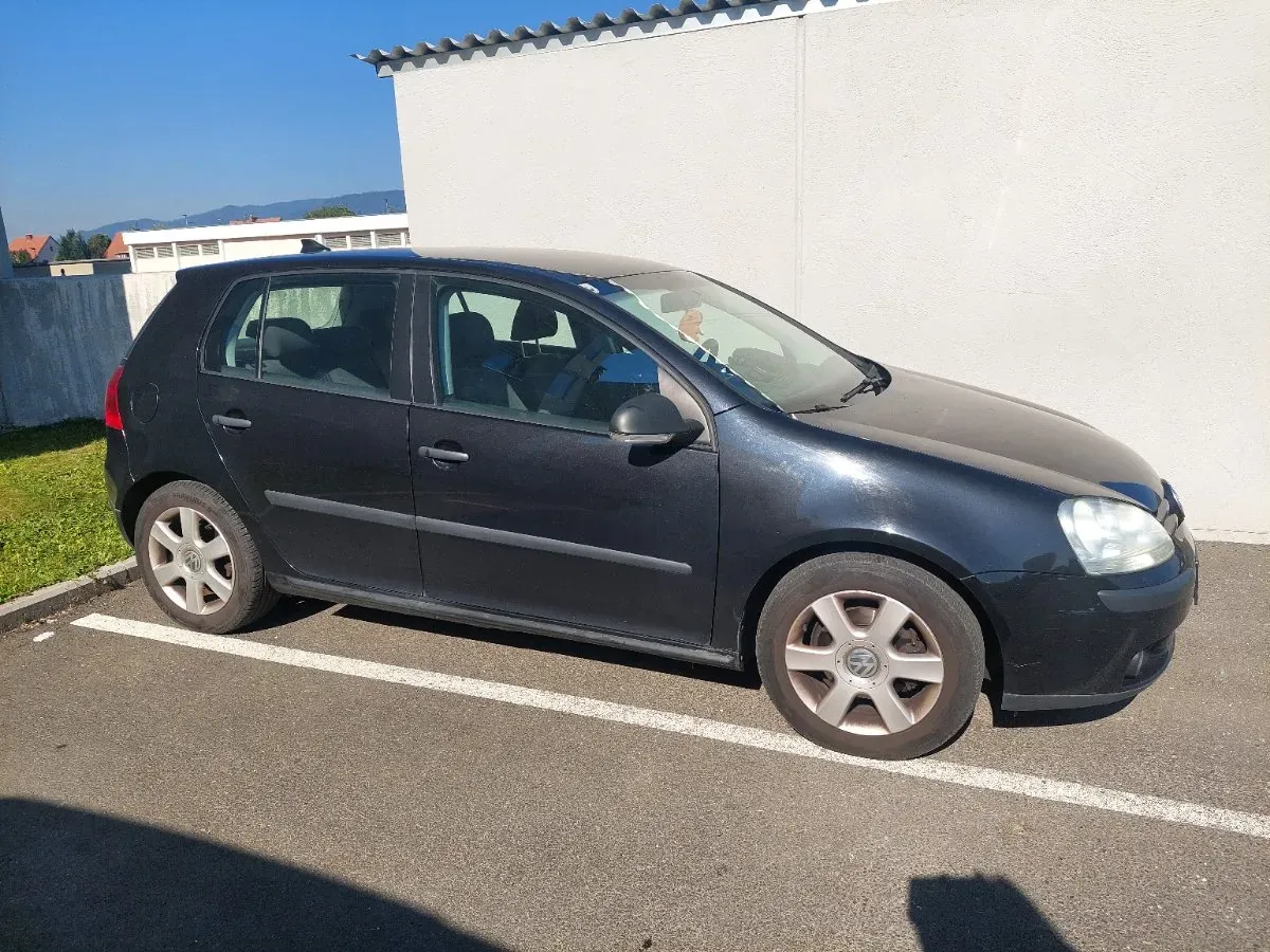 Volkswagen Golf 2006 photo 2