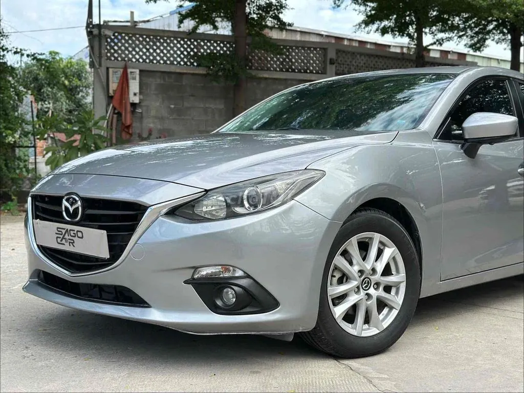 Mazda 3 2016 photo 3