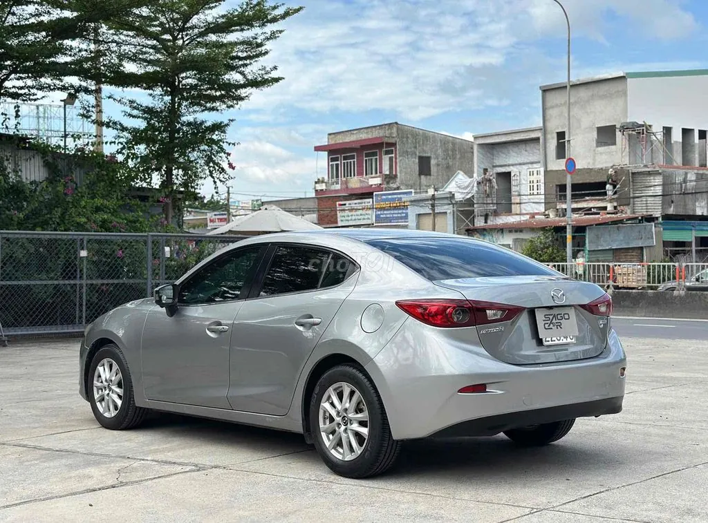 Mazda 3 2016 photo 4