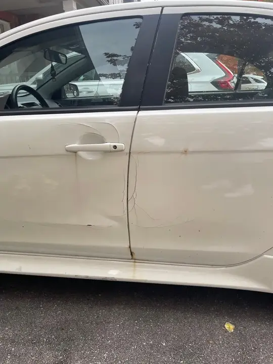 Mitsubishi Lancer 2010 photo 2