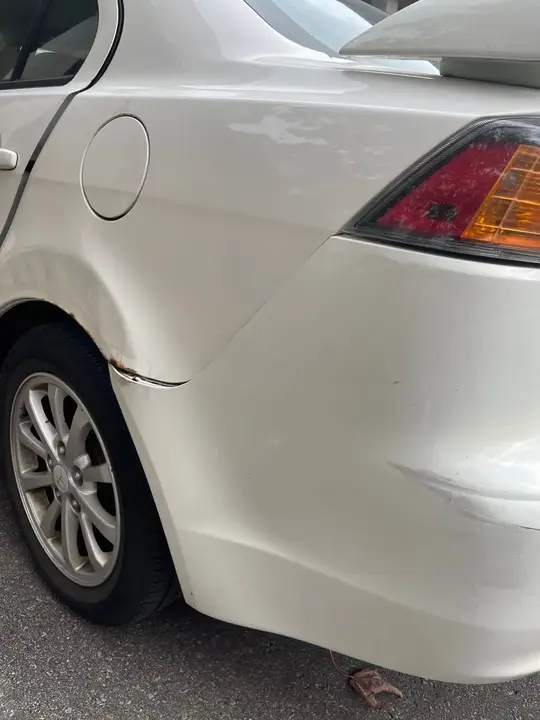Mitsubishi Lancer 2010 photo 4