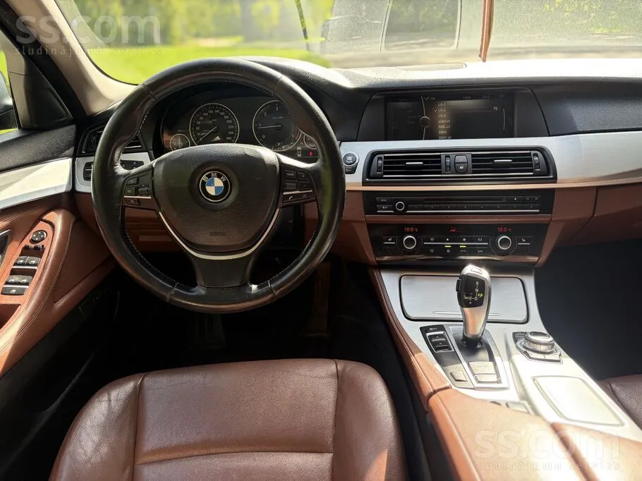 BMW 520 2012 photo 5