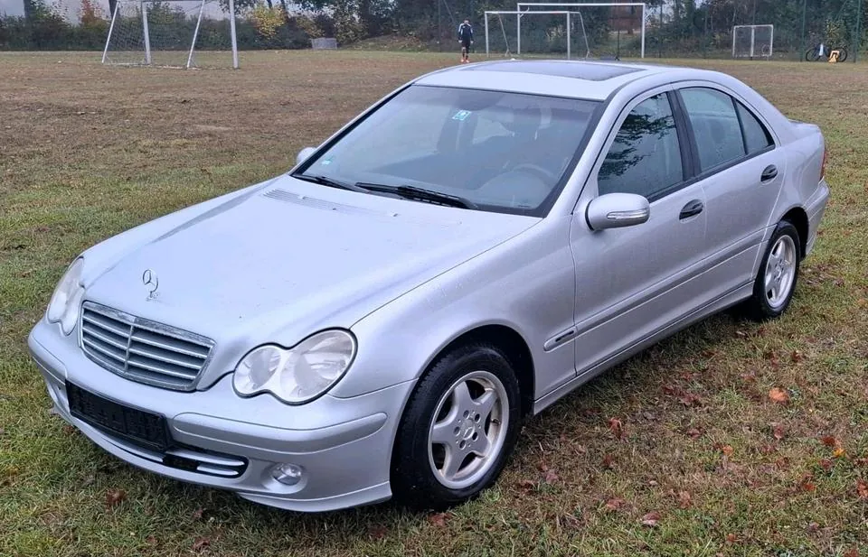 Mercedes-Benz C 200