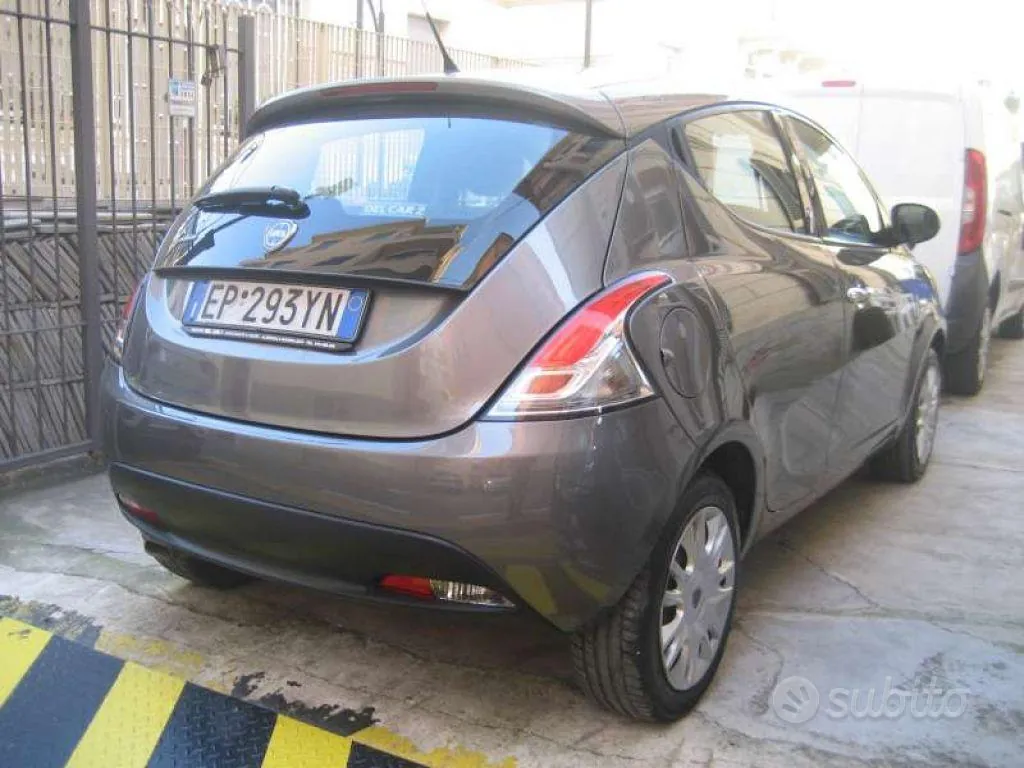 Lancia Ypsilon 2013 photo 4