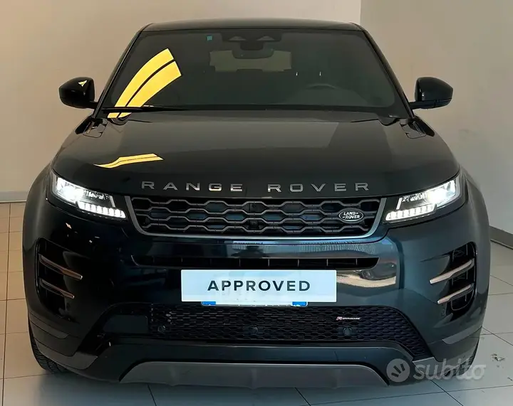 Land Rover Range Rover Evoque 2023 photo 2