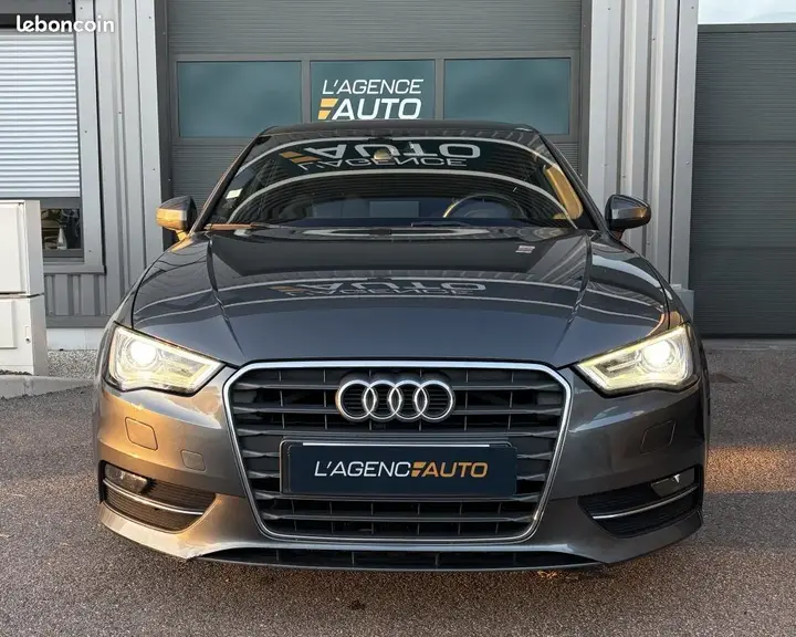 Audi A3 2014 photo 3