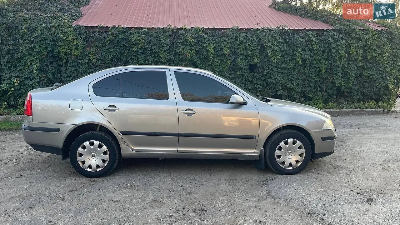 Skoda Octavia 2006 photo 4