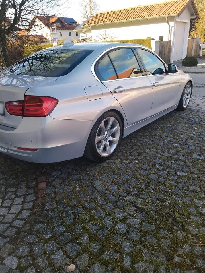 BMW 335